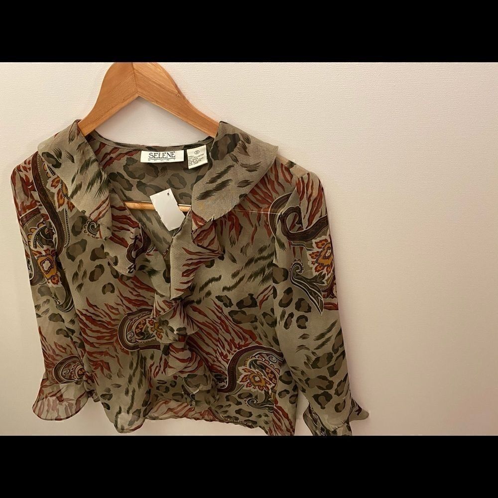 Selene Sport  long Sleeve floral print Shirt -S